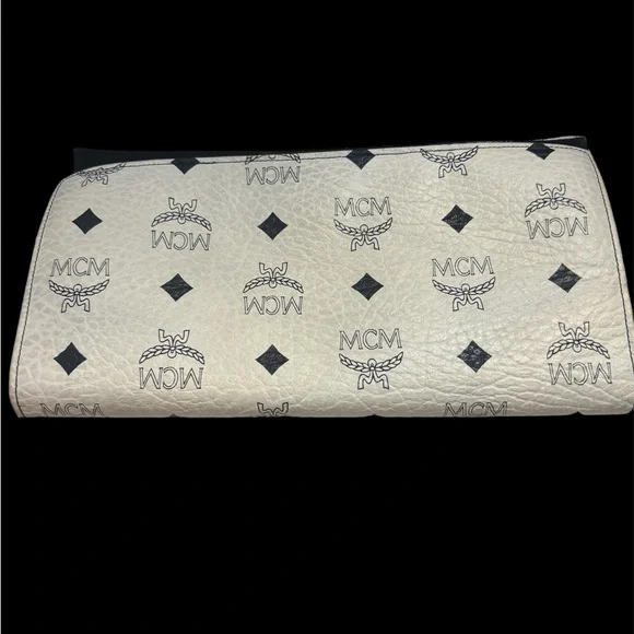 MCM White/Black Visetos Leather Travel Jewelry Pouch - Picture 2 of 4